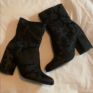NWOT Black Floral Goldie booties fromSteven Madden